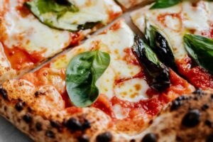 pizza Margherita in teglia
