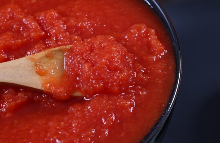 Una passata di pomodoro