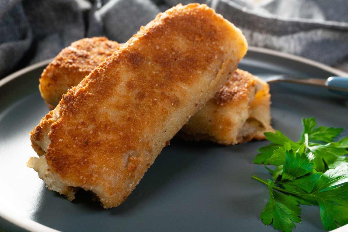 crocchette di funghi in un piatto
